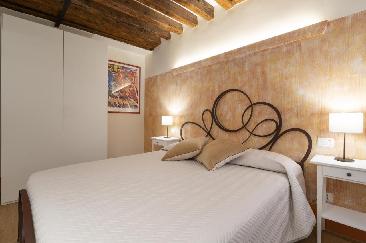 Rialto Sant'Aponal Prestige By Wonderful Italy Apartment Veneţia Exterior foto