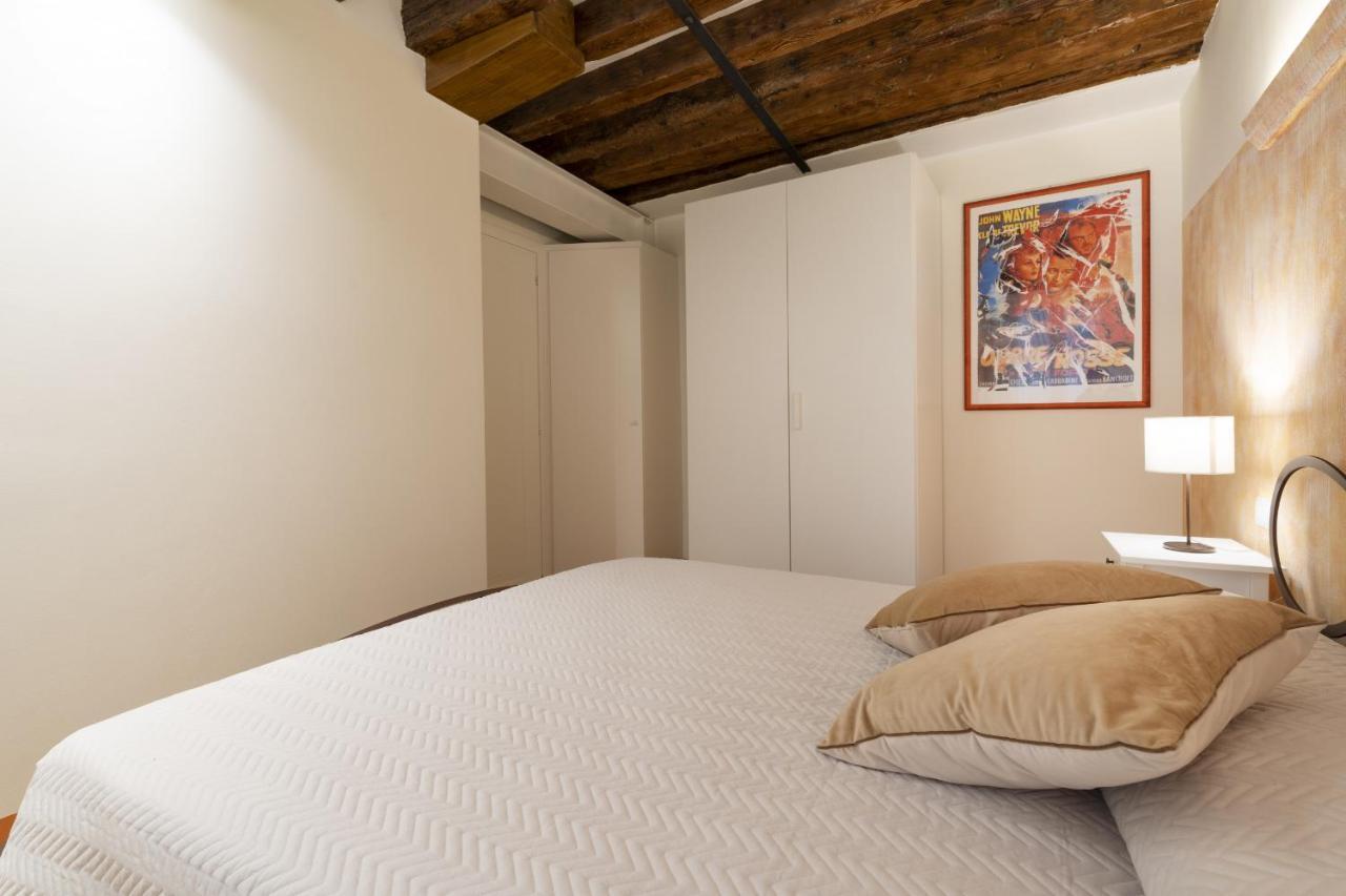 Rialto Sant'Aponal Prestige By Wonderful Italy Apartment Veneţia Exterior foto