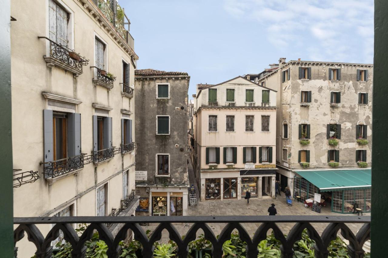 Rialto Sant'Aponal Prestige By Wonderful Italy Apartment Veneţia Exterior foto
