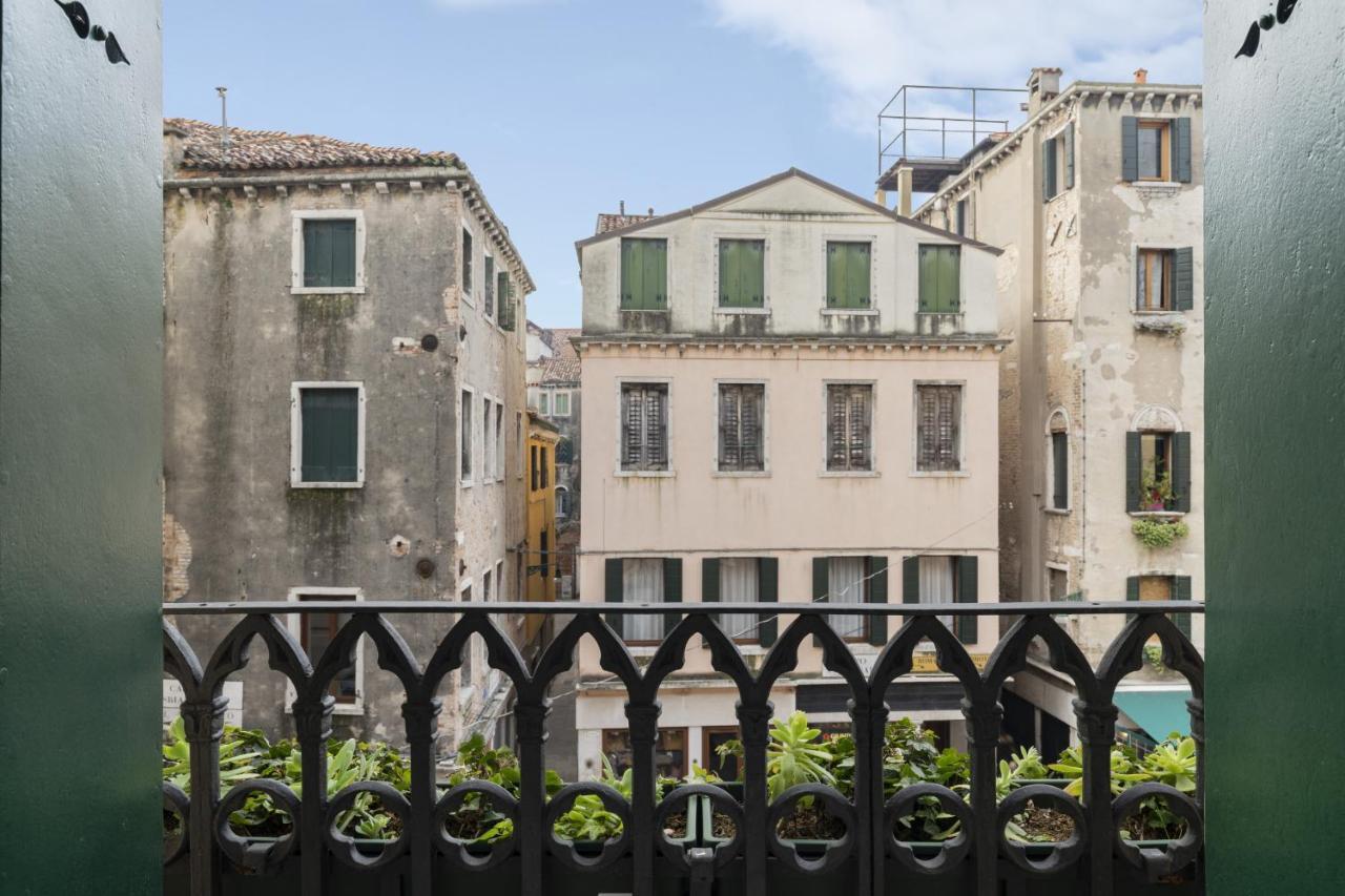 Rialto Sant'Aponal Prestige By Wonderful Italy Apartment Veneţia Exterior foto
